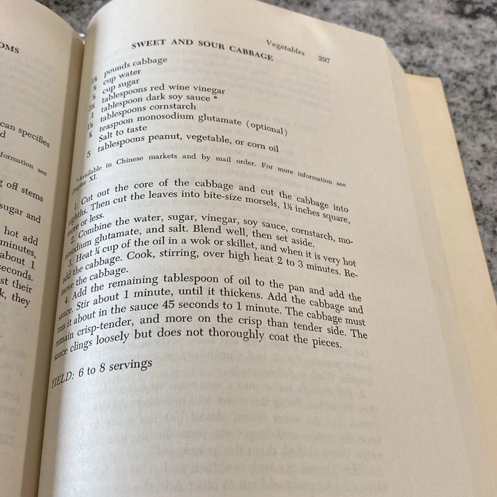 Vintage 1972 PB 1st Edition ‘The Chinese Cookbook’!
